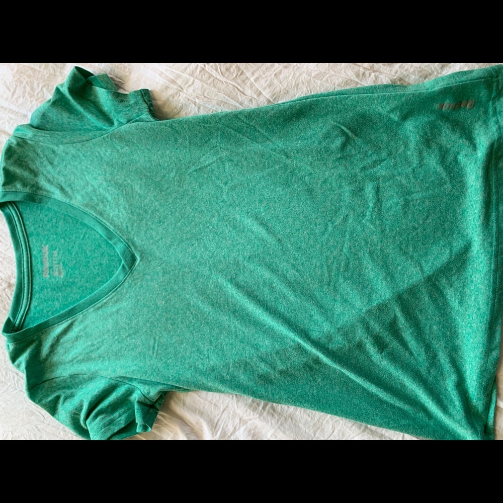 Reebok workout Tee